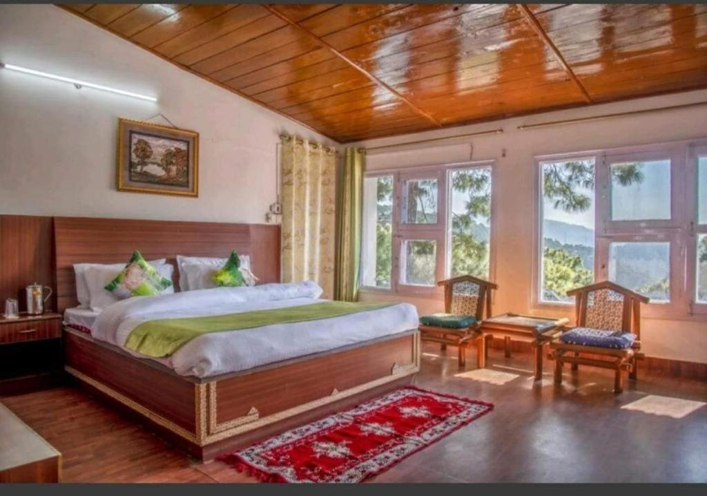5 Bedrooms By Humble Stay Kasauli Esterno foto