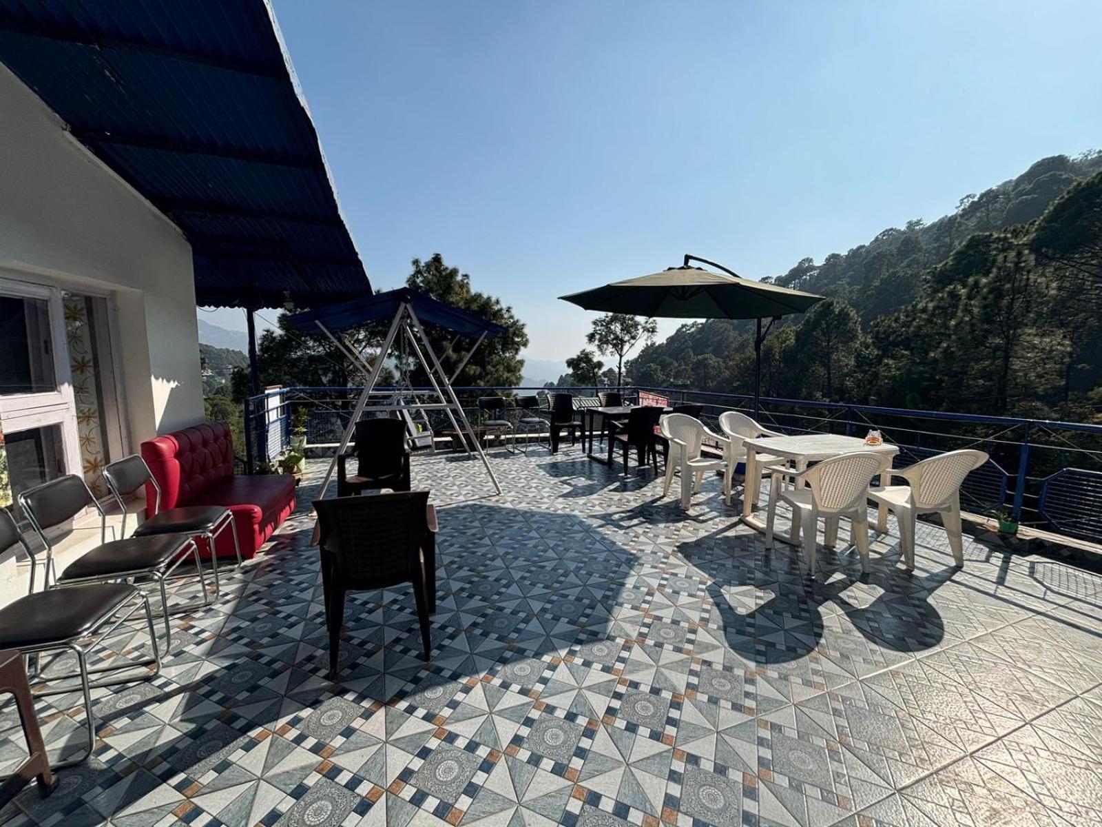 5 Bedrooms By Humble Stay Kasauli Esterno foto